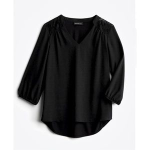 NWT Fortune + Ivy Sarna Lace Detail Blouse Sheer w/Lace Medium Brand New 0 Flaws